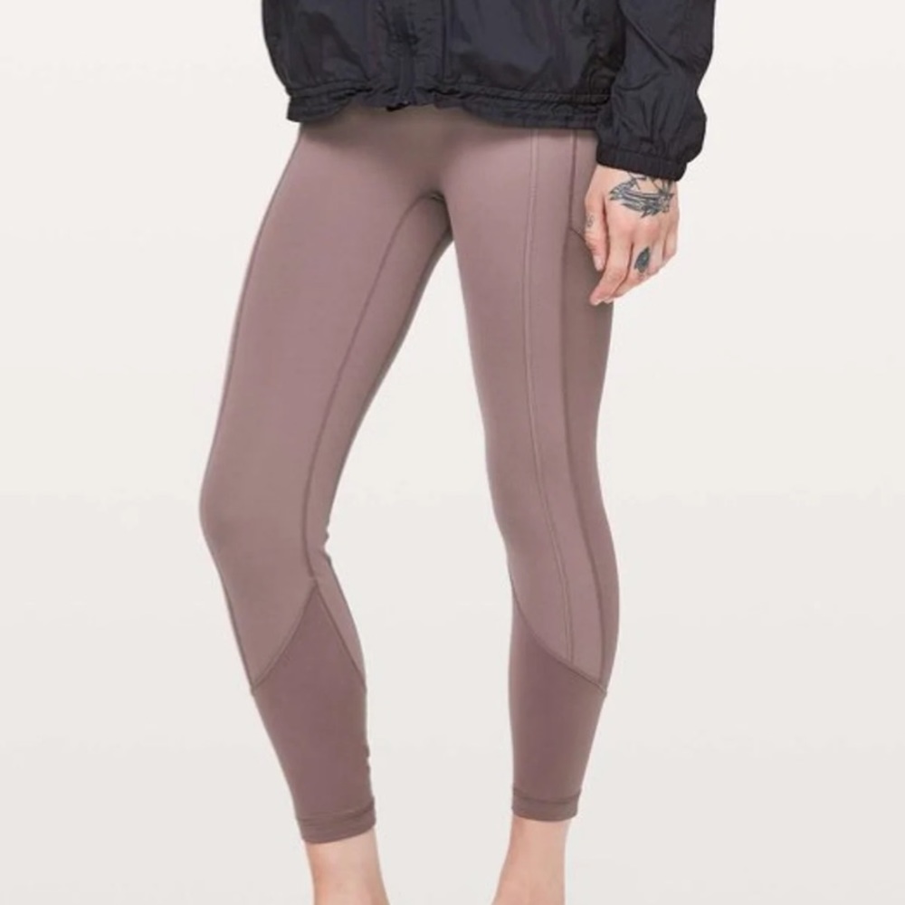 Lululemon All the Right Places 23”